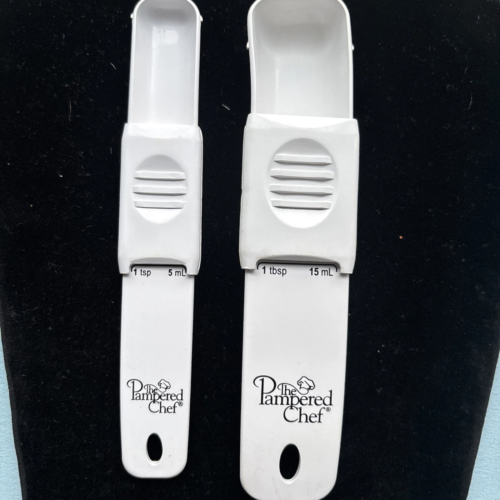 Pampered Chef Set of 2 Adjustable Dry Measuring Spoons Teaspoon & Tablespoon USA