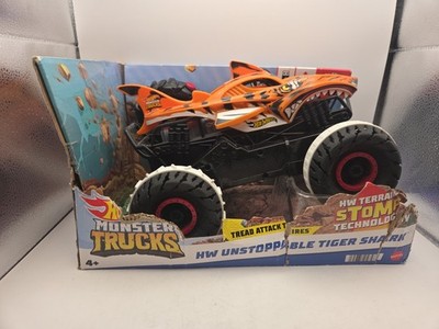 Hot Wheels Monster Trucks Remote Control Car, Unstoppable Tiger Shark, HGV87
