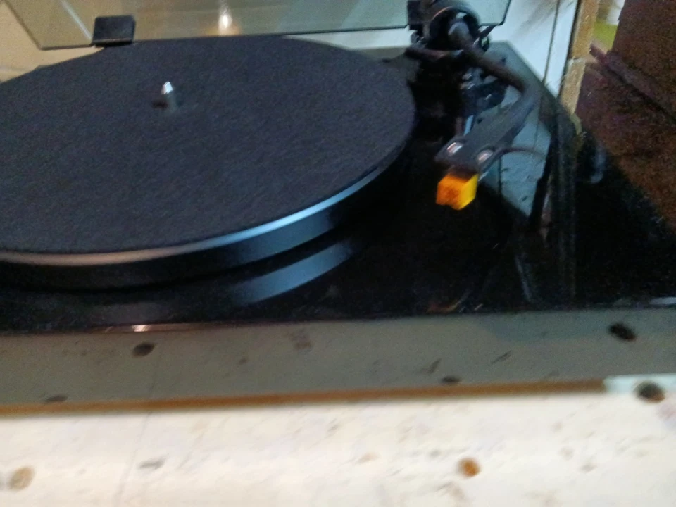 Tocadiscos clásico Fluance RT80 Foto 2 de 4