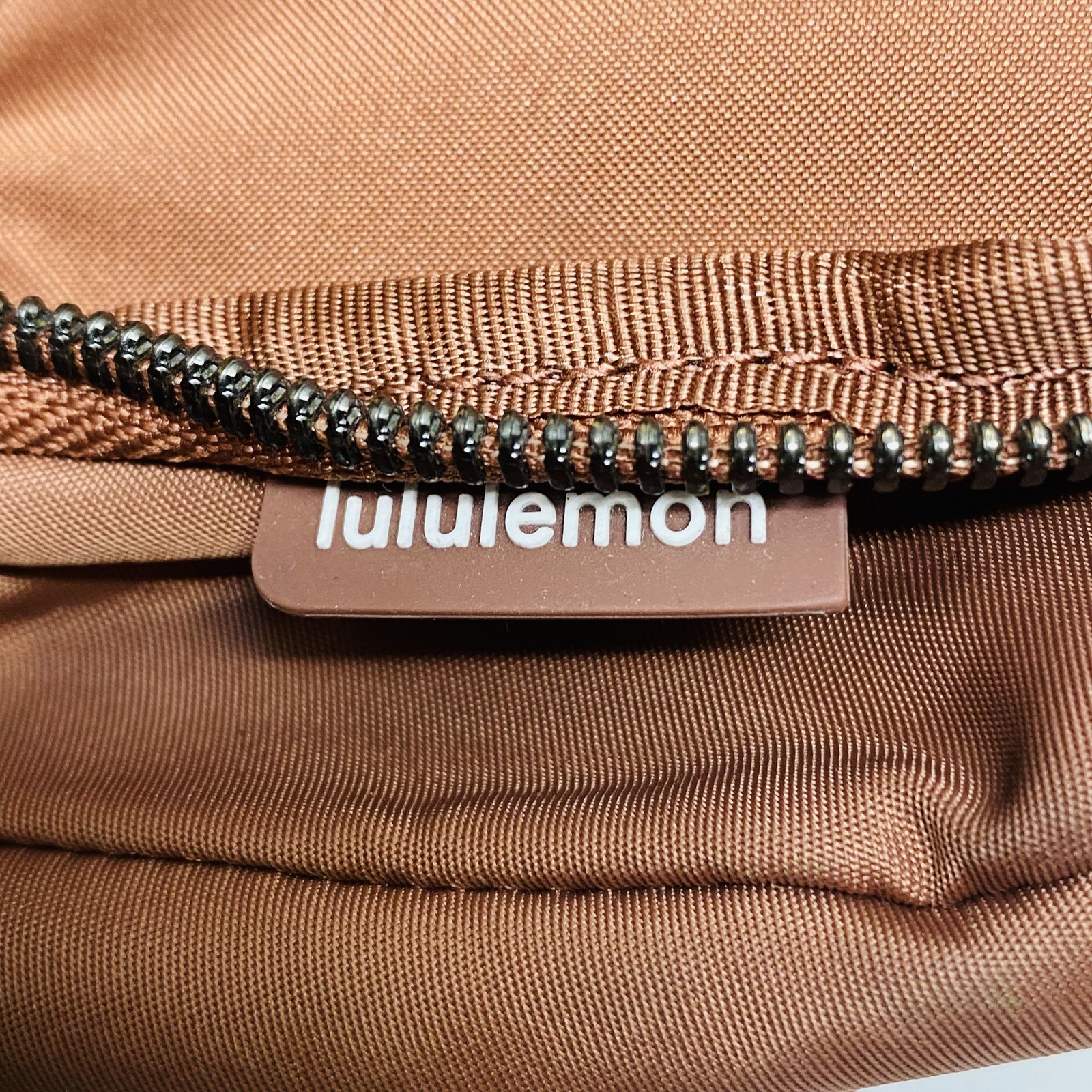 Lululemon Brown Solid Nylon Adjustable Strap Zipp… - image 6
