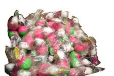 Bulk Wobble Mouse Cat Toys 59 Pack Feather Teaser Balls Pink Green BRANDED