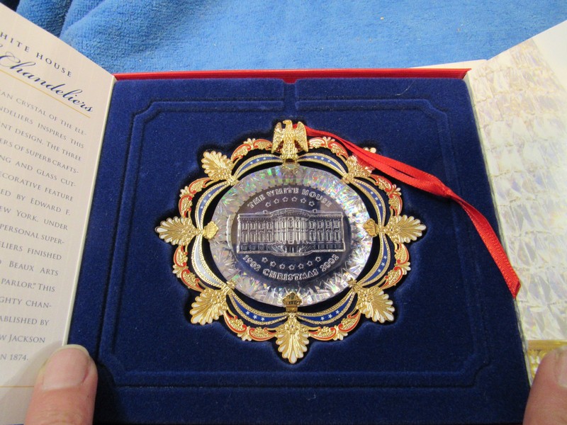 Christmas Ornament Gift for Men Holiday White House Historical Association 2002