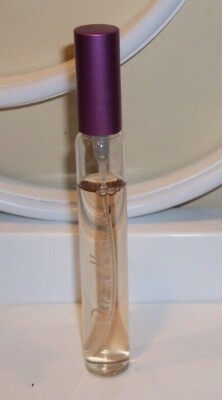 Yves Rocher Ode a L'Amour eau de toilette EDT .5 oz Spray Women's 