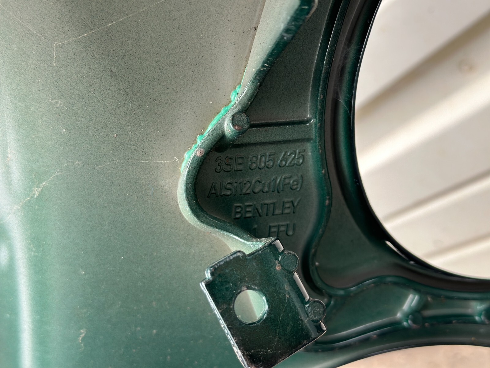 2020-2023 BENTLEY FLYING SPUR SEDAN LEFT DRIVER SIDE FENDER OEM 20-23
