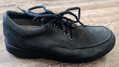 UGG Burns mens black shearling lined leather lace up loafers  display picture 3