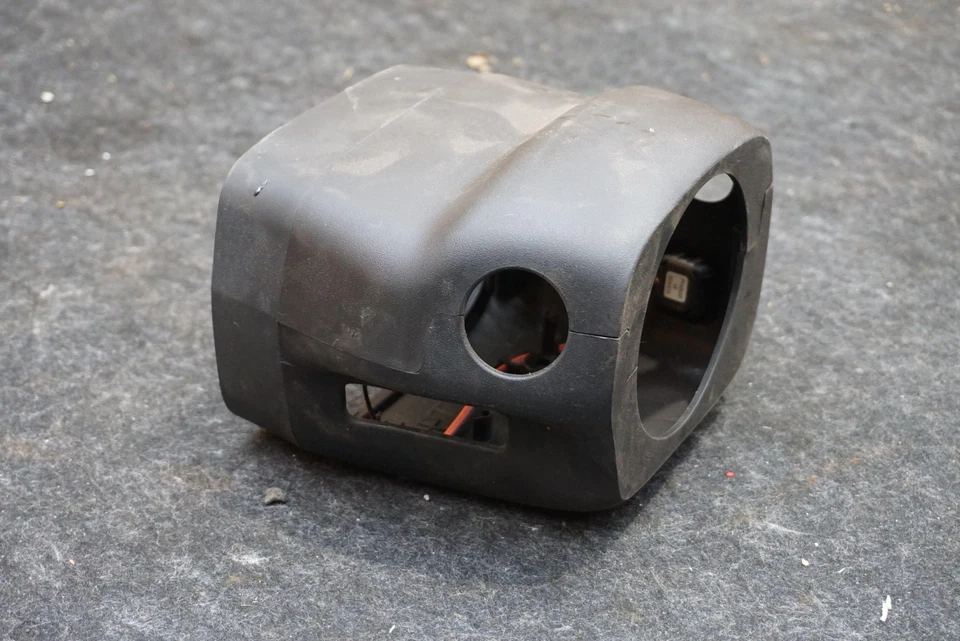 Panel de moldura de carcasa de columna de dirección OEM Chevrolet Corvette C6 2008 Foto 4 de 4