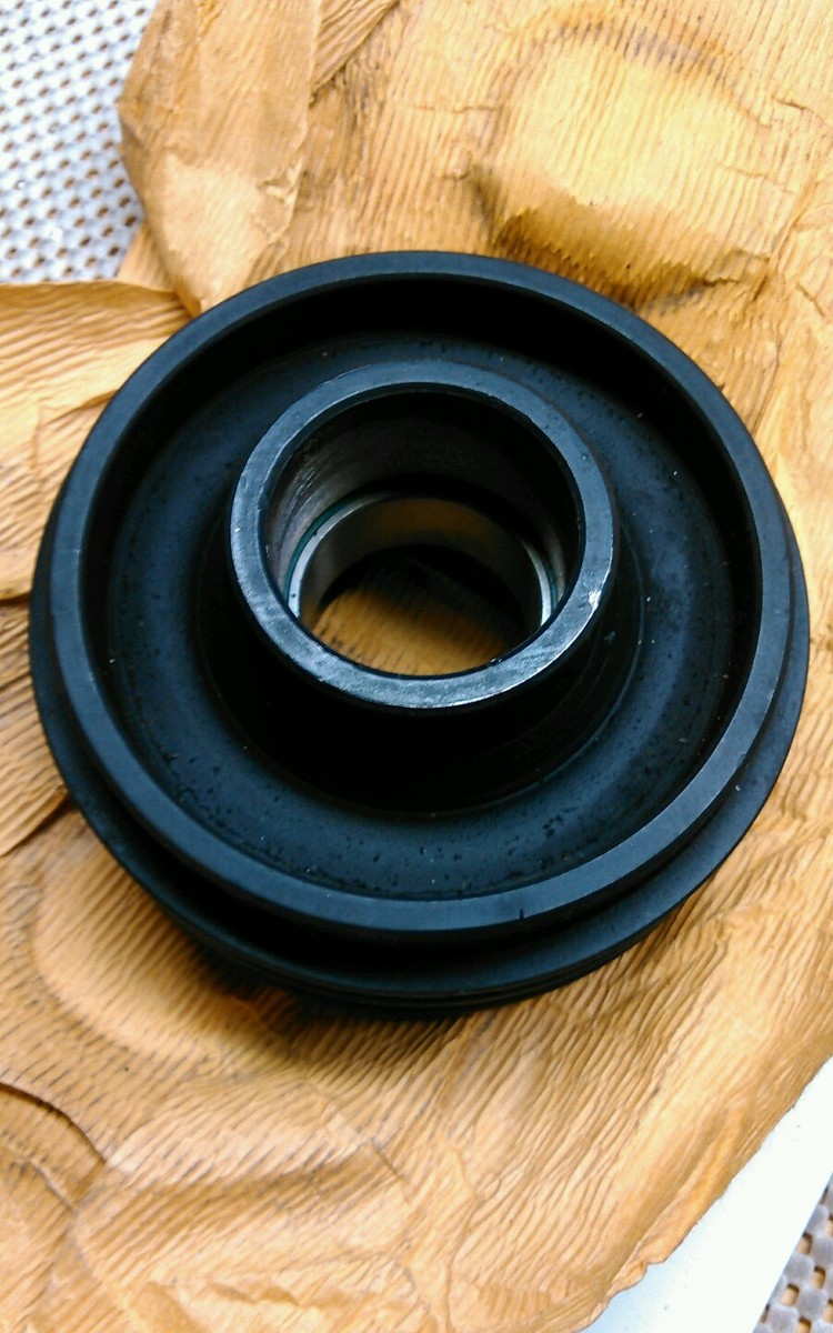 CADILLAC GM Frigidaire A/C pulley& bearing asm.#5914753 NOS | eBay 