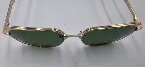 Precio de venta sugerido por el fabricante $480 Gafas de sol Givenchy GV One 56 mm Cuadradas Piloto Aviador Dorado Verde - Imagen 11 de 18