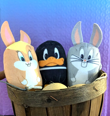 3 Warner Bros. LOONEY TUNES 3'' PODPALS  ~ Daffy Duck, Lola & Bugs Bunny ~ VGUC!