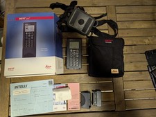 leica disto pro s'allume avec boîte notices