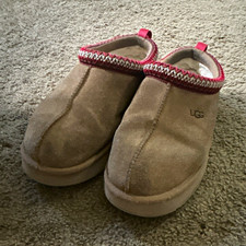 UGG Women s Suede Slip-On Slippers Brown US 8 Fleece Lined Logo