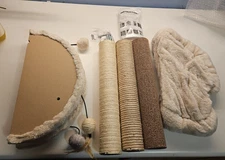 MeCool Cat Scratching Post Tower / Soft Cat Bed (Open - Box / New)