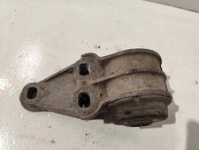 VW PASSAT Variant B5 3B6 Hintere führungsbuchse 8E0501522G 1.90 Diesel 35890983