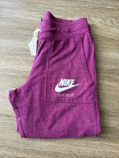 Nike Women s Pink Capri Sweatpants Size Small...
