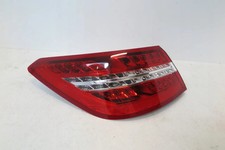 Rückleuchte Mercedes-Benz Cabrio A2079060158 Ein Stück (Rechts oder Links)
