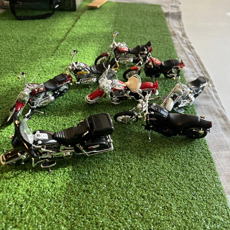 1:18 MAISTO Die Cast Metal Harley Davidson XL 1200C Sportster Lote Suelto 8 Foto 2 de 4