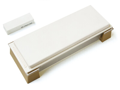 SUEHIRO TAIGA TA-16 Finishing Whetstone #1500 with Repair Flattening Stone