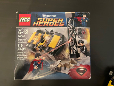 LEGO DC Comics Super Heroes: Superman Metropolis Showdown (76002)