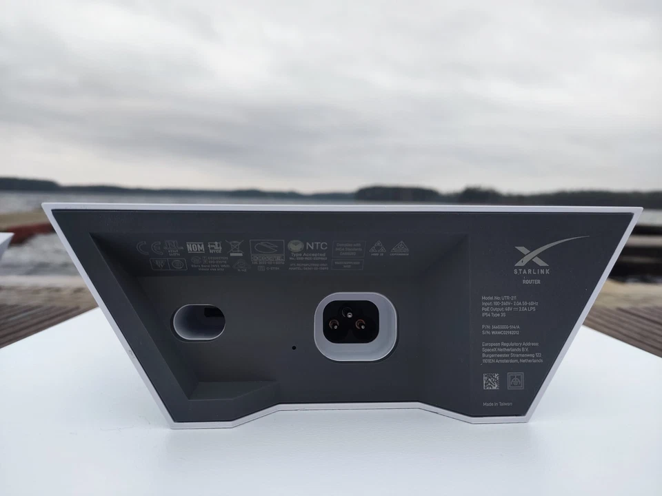 Starlink Gen 2 Router UTR-211 WiFi - Image 2 of 2