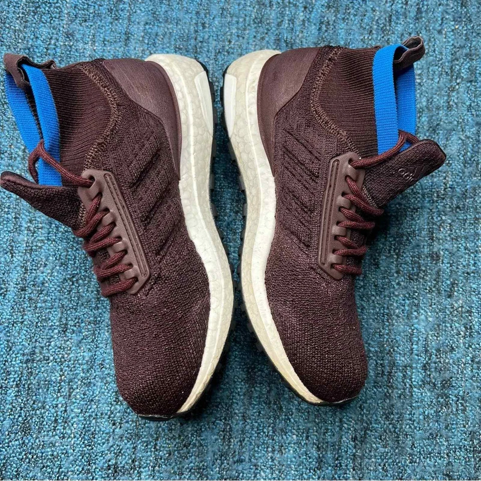 Adidas Ultraboost Zapatos para Correr Todo Terreno en Granate Noble 5.5 Juveniles o 7 Mujeres Foto 4 de 4