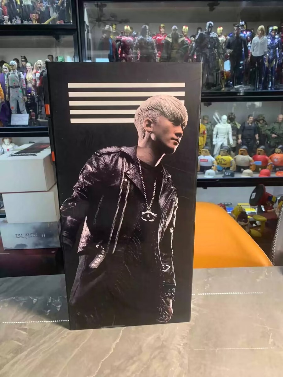 Enterbay BIG BANG SEUNGRI Real Masterpiece 1/6 Action Figure
