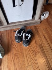 Jordan 4 Girls Size 4