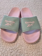 Womens 7 Youth 5 Pink  Gray Reebok Slides Euc