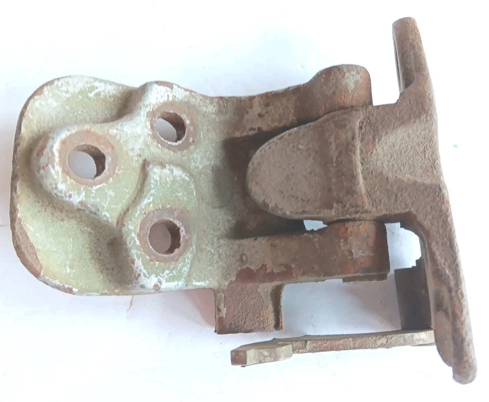 Original 1964-1965(?) Pontiac GTO Tempest Chevelle Skylark(?)Dobradiça de porta inferior destro - Imagem 3 de 4