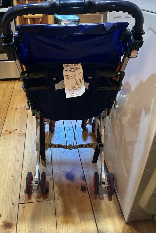 Cochecito de bebé vintage años 80 Aprica Japón rayas azules mango reversible SE ENVIARÁ Foto 2 de 4
