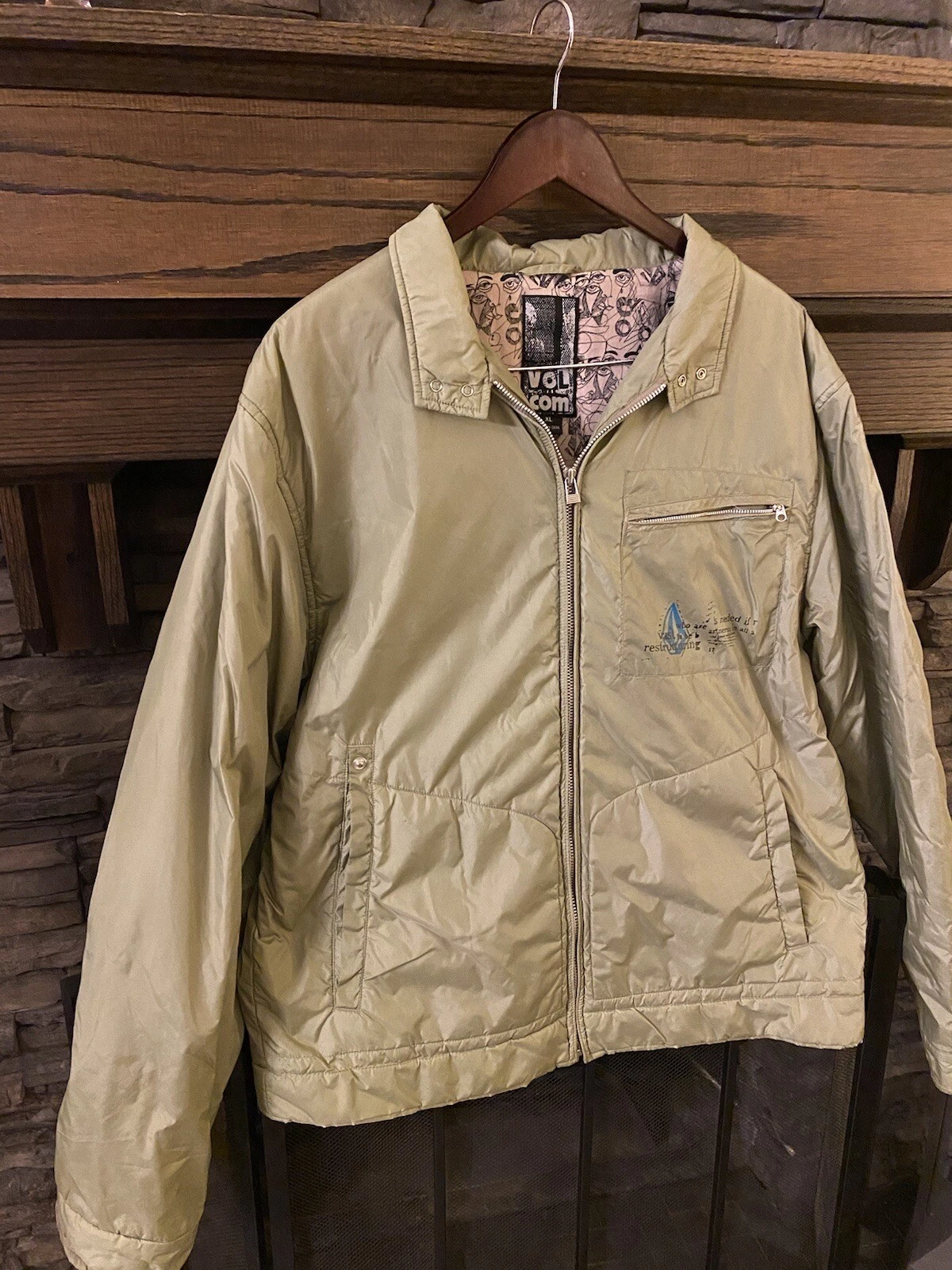 Volcom Green Puffer Jacket Size XL Ski Snow