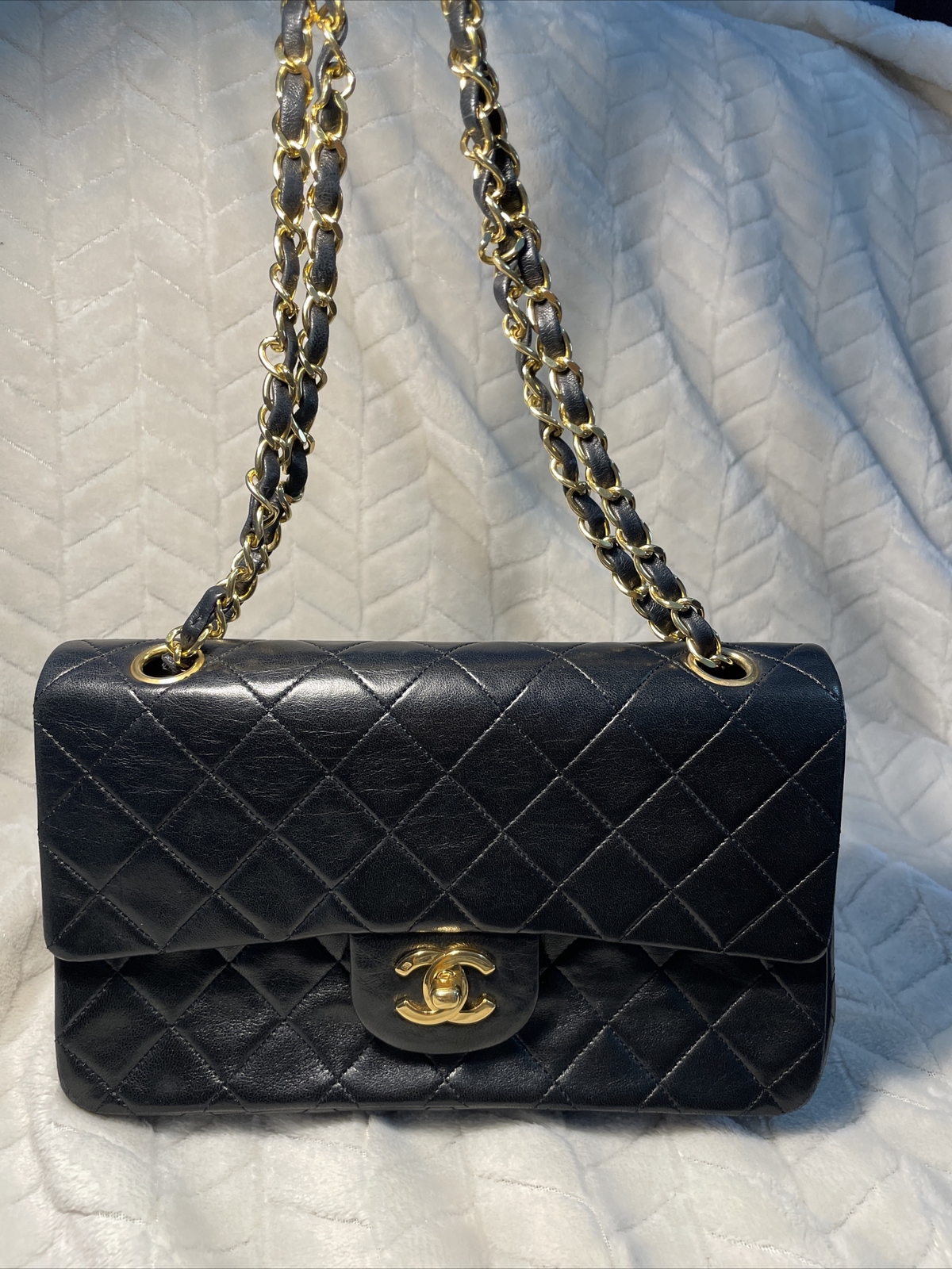 chanel lambskin flap bag