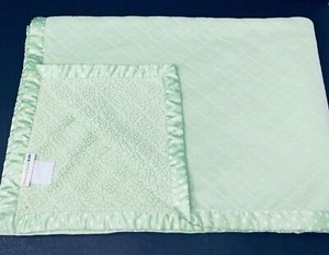 green baby blanket with satin trim