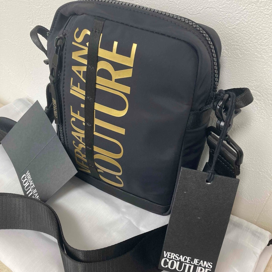 VERSACE Men's Shoulder Bag Gold Logo Zip Crossbody Black