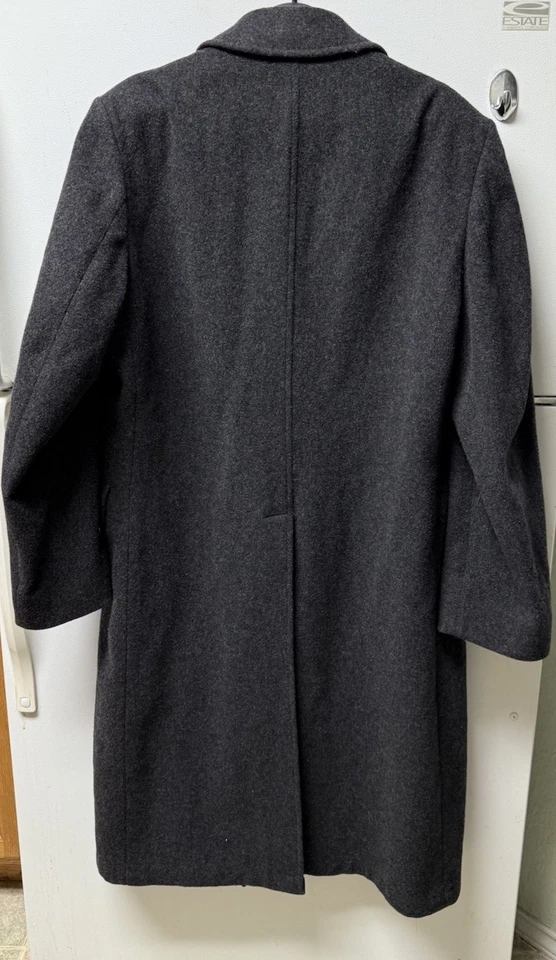 Abrigo clásico para hombre con solapa con muescas, color carbón London niebla lana pura Foto 2 de 4
