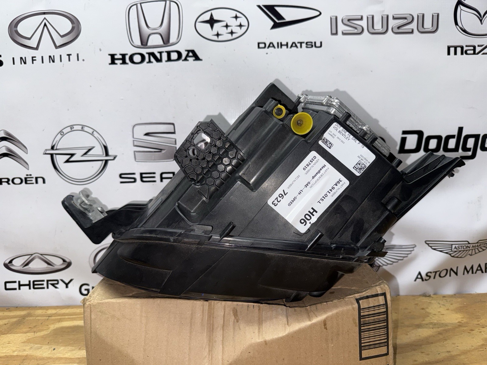 2021-2025 Bentley Flying Spur Bentayga HEADLIGHT OEM- LEFT DRIVER SIDE 