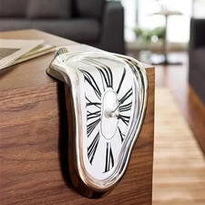 Orologio Surreale Fusione Distorto in Stile Dalí Decorazione Parete vari colori