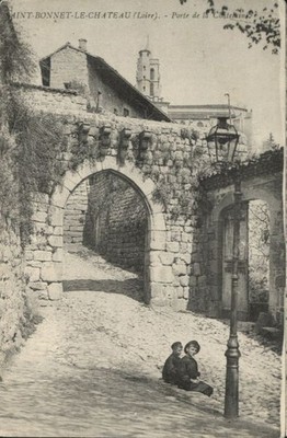Saint-Bonnet-le-Chateau Porte de la Chatelaine