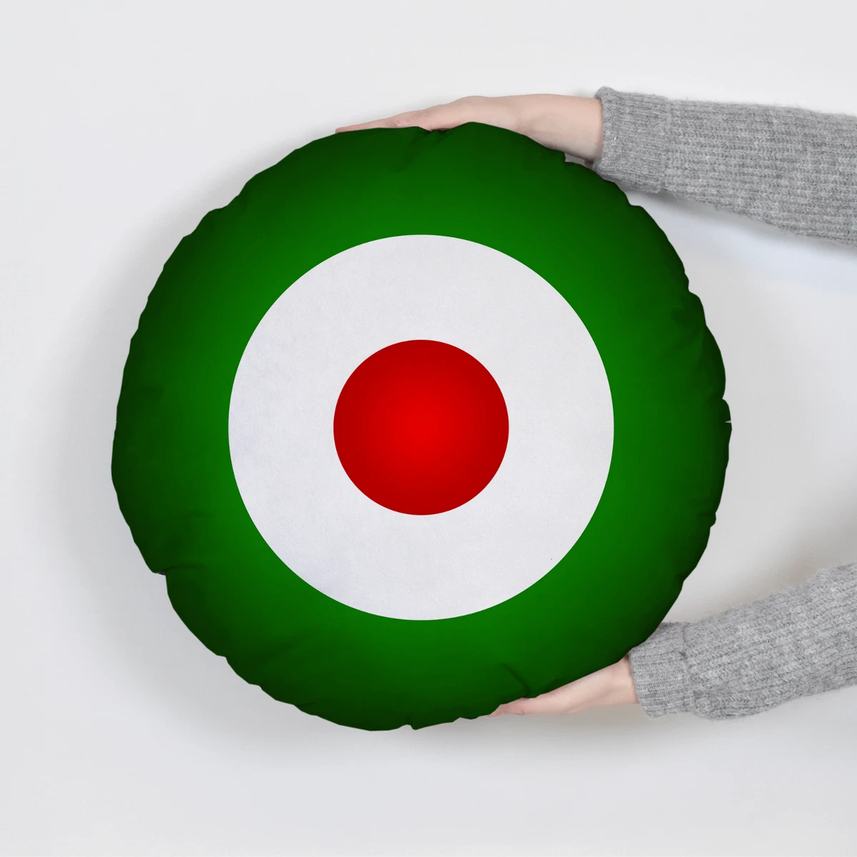Target clearance round cushion
