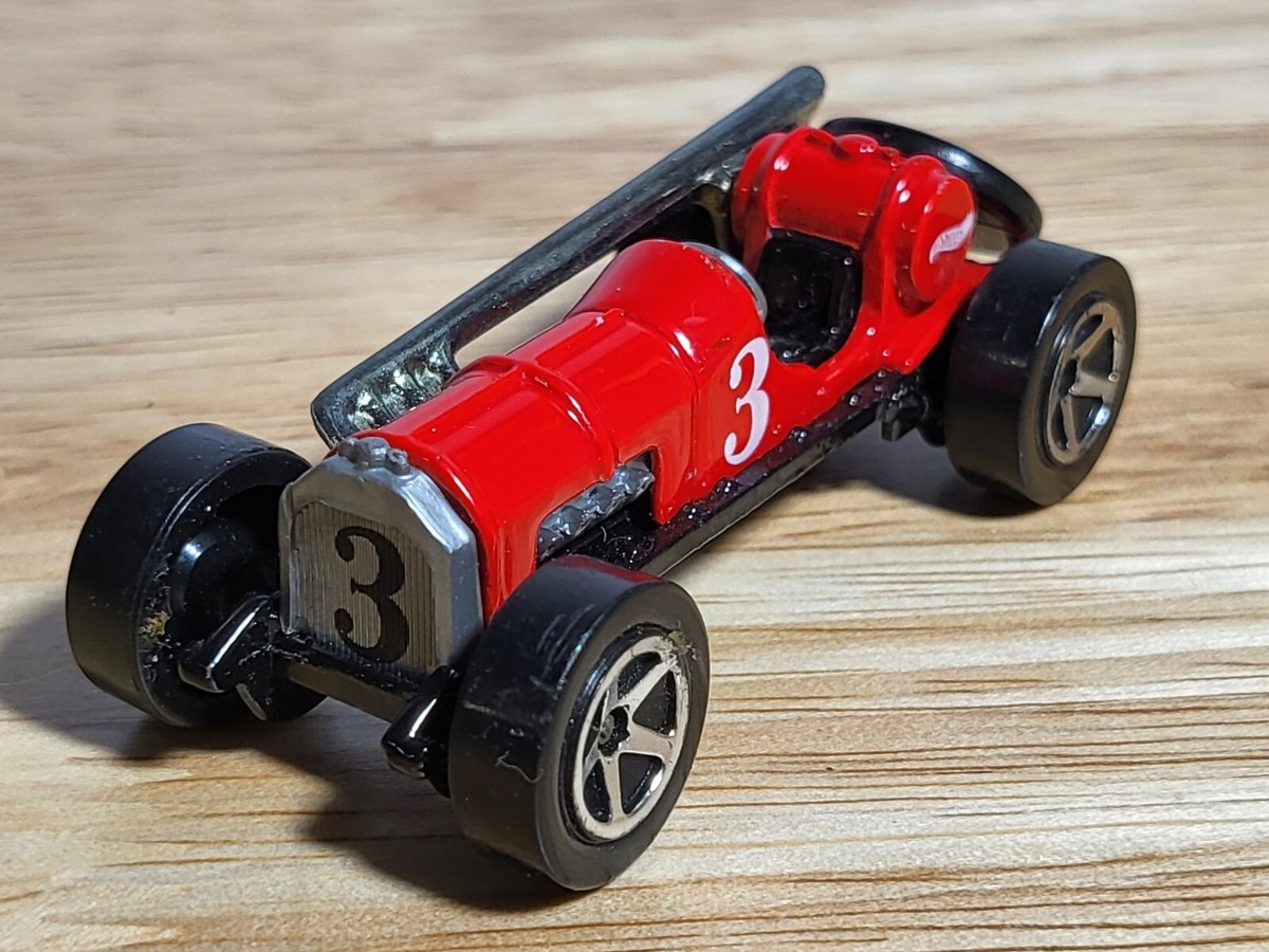 Hot Wheels 2001,Old No. 3 赤 Amazon.com: Hot Wheels Car Culture Circuit Legends Vehicles