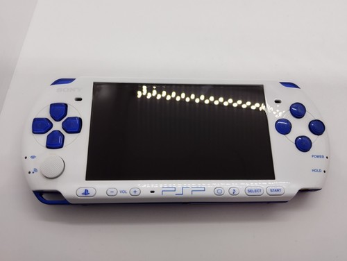Consola Sony PSP 3000 Azul/Blanco con Cargador PlayStation Portátil Excelente - Imagen 4 de 18