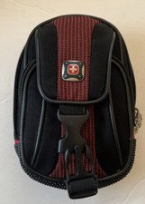 Wenger Swiss Army Gear 3 Pocket Padded Camera Case Travel Bag Purse