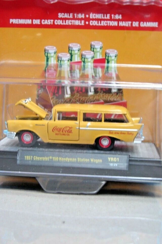 M2 Coca Cola 1957 Chevrolet 150 Handyman Station Wagon YR01 - Imagem 3 de 4