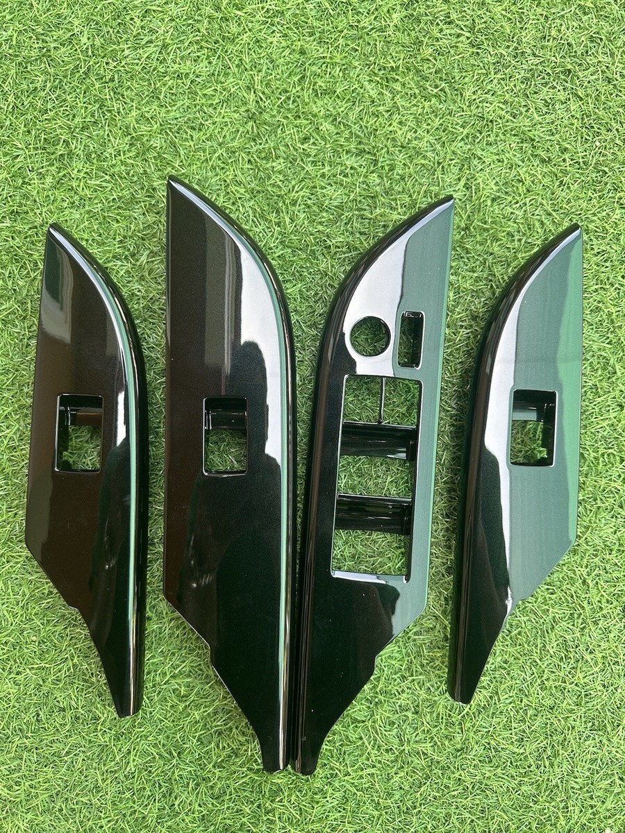 TOYOTAクレスタパネル 74271-0K321 Toyota Panel rear door armrest base upper rh