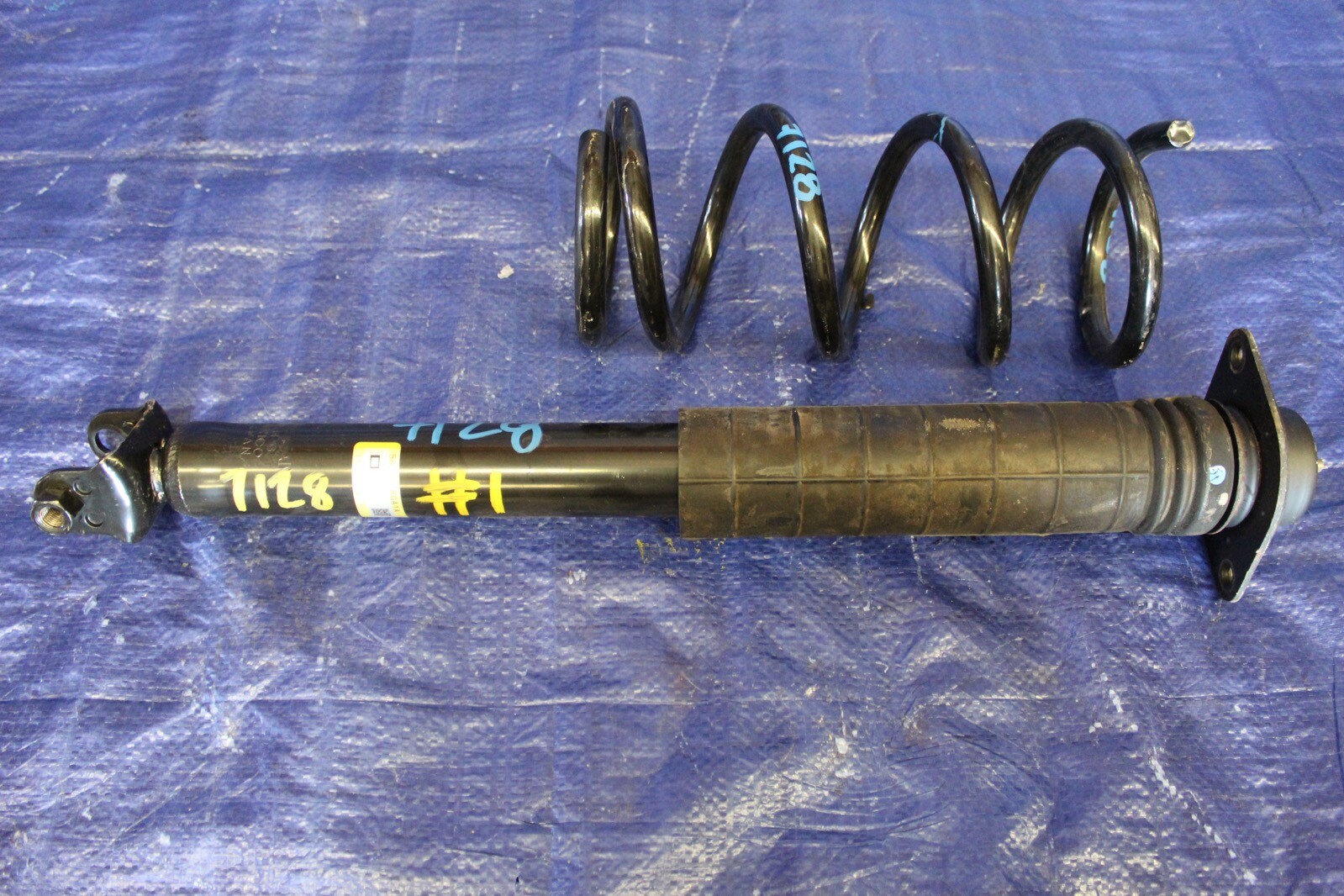 2016 NISSAN 370Z NISMO VQ37 OEM REAR SHOCK & SPRING #1 Z34 #7128 | eBay