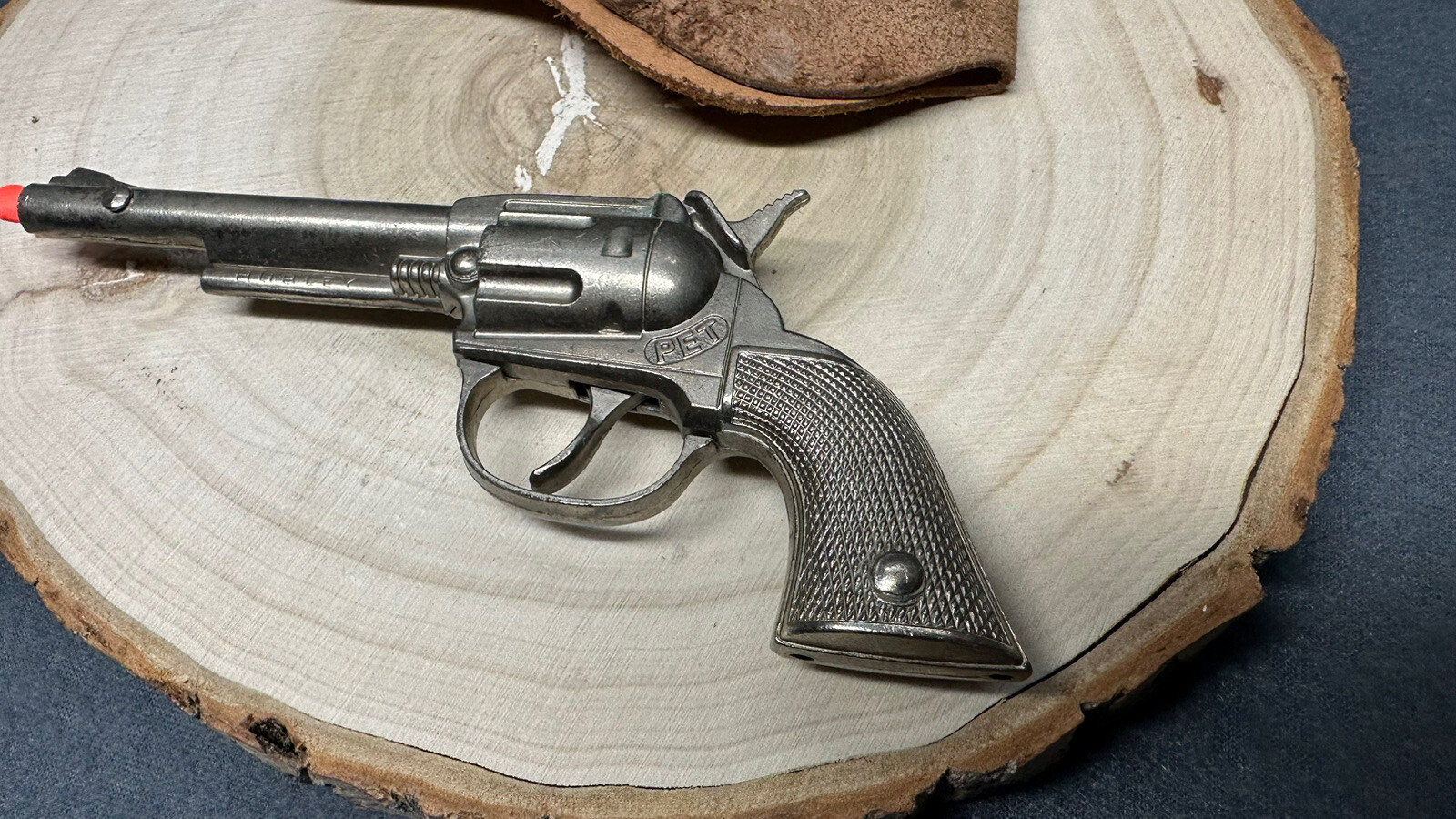 Vintage Hubley “Pet” Toy Cap Gun With Leather Holster eBay