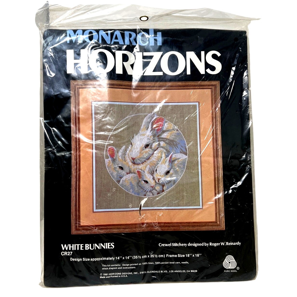 Monarch Horizons 1981 Crewel Stitchery Craft Kit WHITE BUNNIES CR27