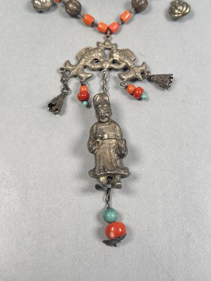 38” Antique Chinese silver and coral necklace - Image 4 of 4