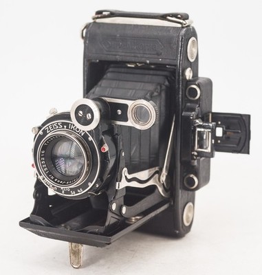 Zeiss Ikon Super Ikonta 530/2 mit Carl Zeiss Jena Triotar 105mm F/4.5