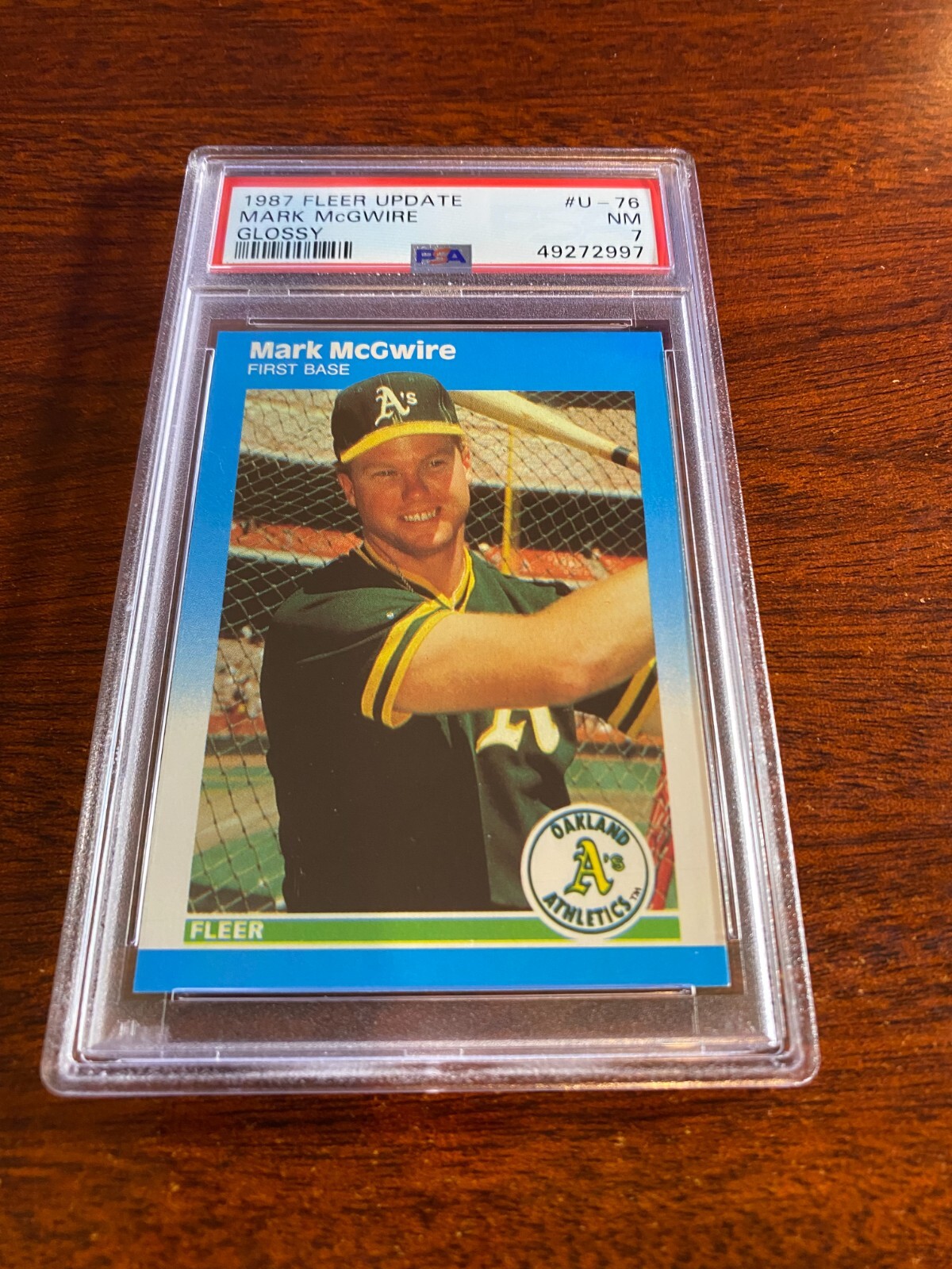 1987 Fleer Update Glossy #U-76 Mark McGwire PSA 7