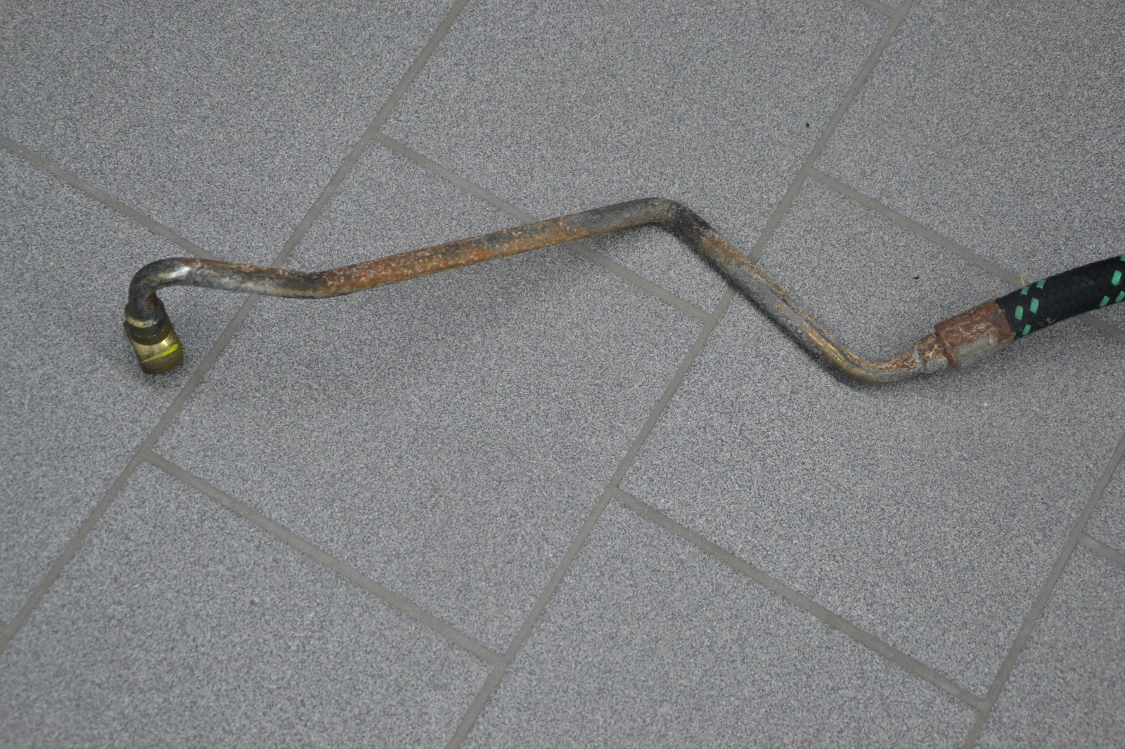 Picture 2 of 4